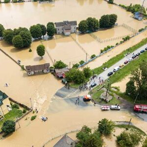 flooded-town-under-brown-murky-water-representing-new-law-in-florida-about-flood-disclosures-when-selling-or-buying-real-estate